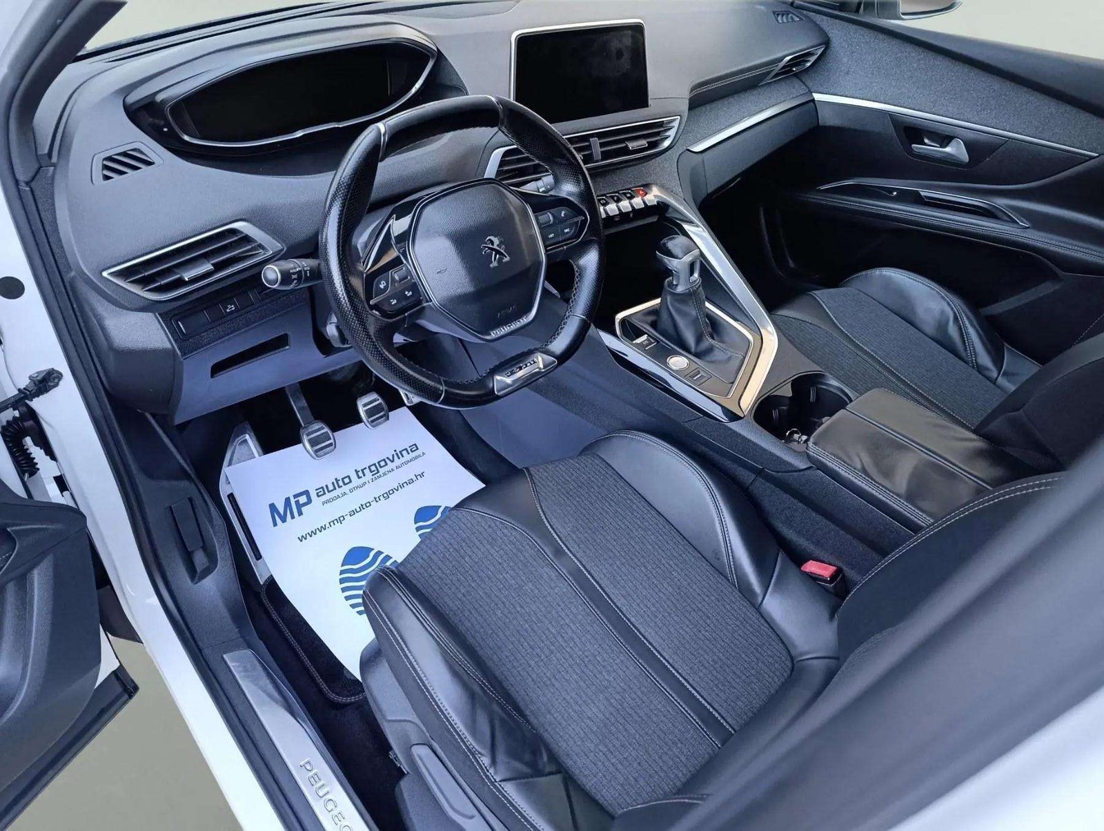 2018 Peugeot 5008 — fotografija 16