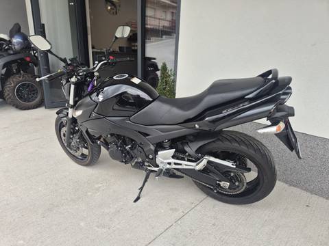 2010 Suzuki GSR600A — sličica 8