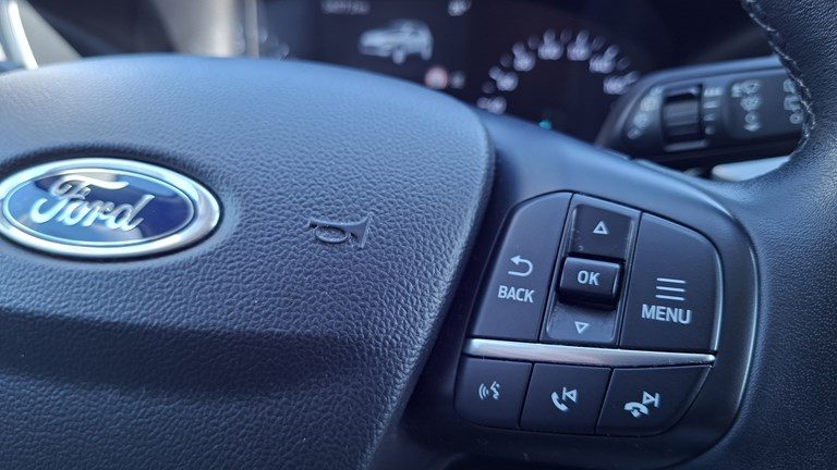 2021 Ford Kuga — fotografija 21