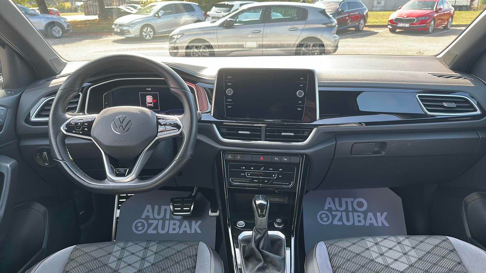 2023 Volkswagen T-Roc — fotografija 11