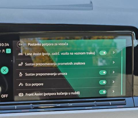 2022 Volkswagen Golf — sličica 15