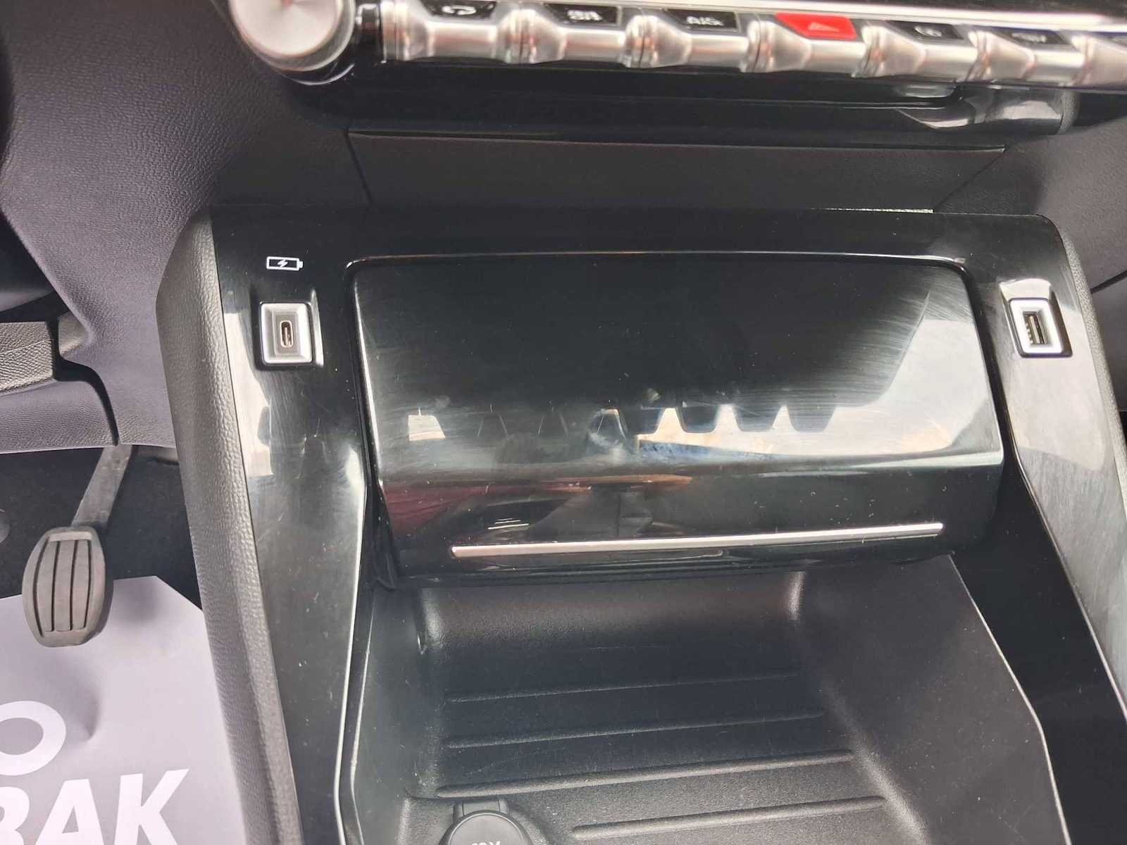 2023 Peugeot 208 — fotografija 16