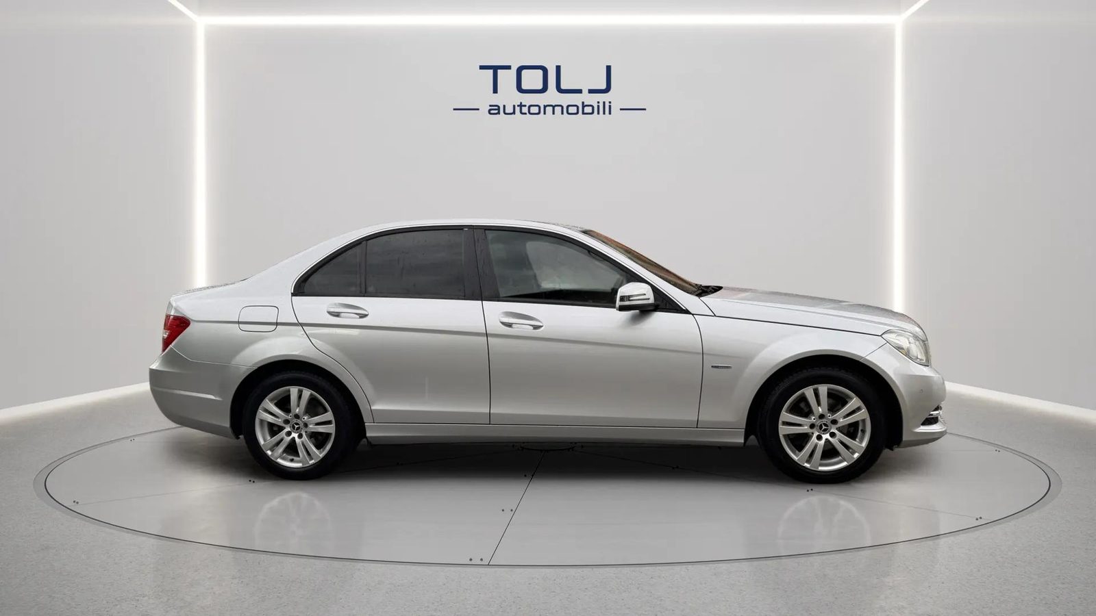 2011 Mercedes-Benz C-klasa — fotografija 4