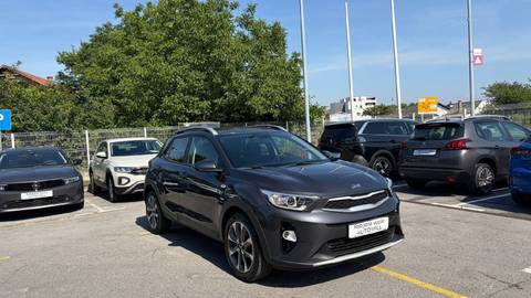 2020 Kia Stonic — sličica 9