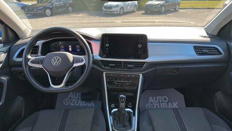2024 Volkswagen T-Roc — sličica 11