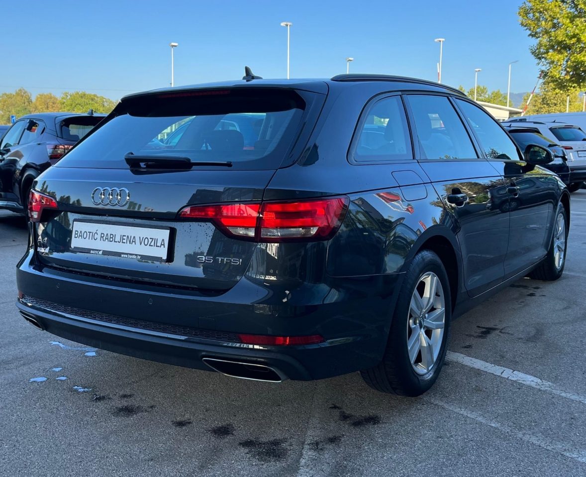 2019 Audi A4 Avant — fotografija 5