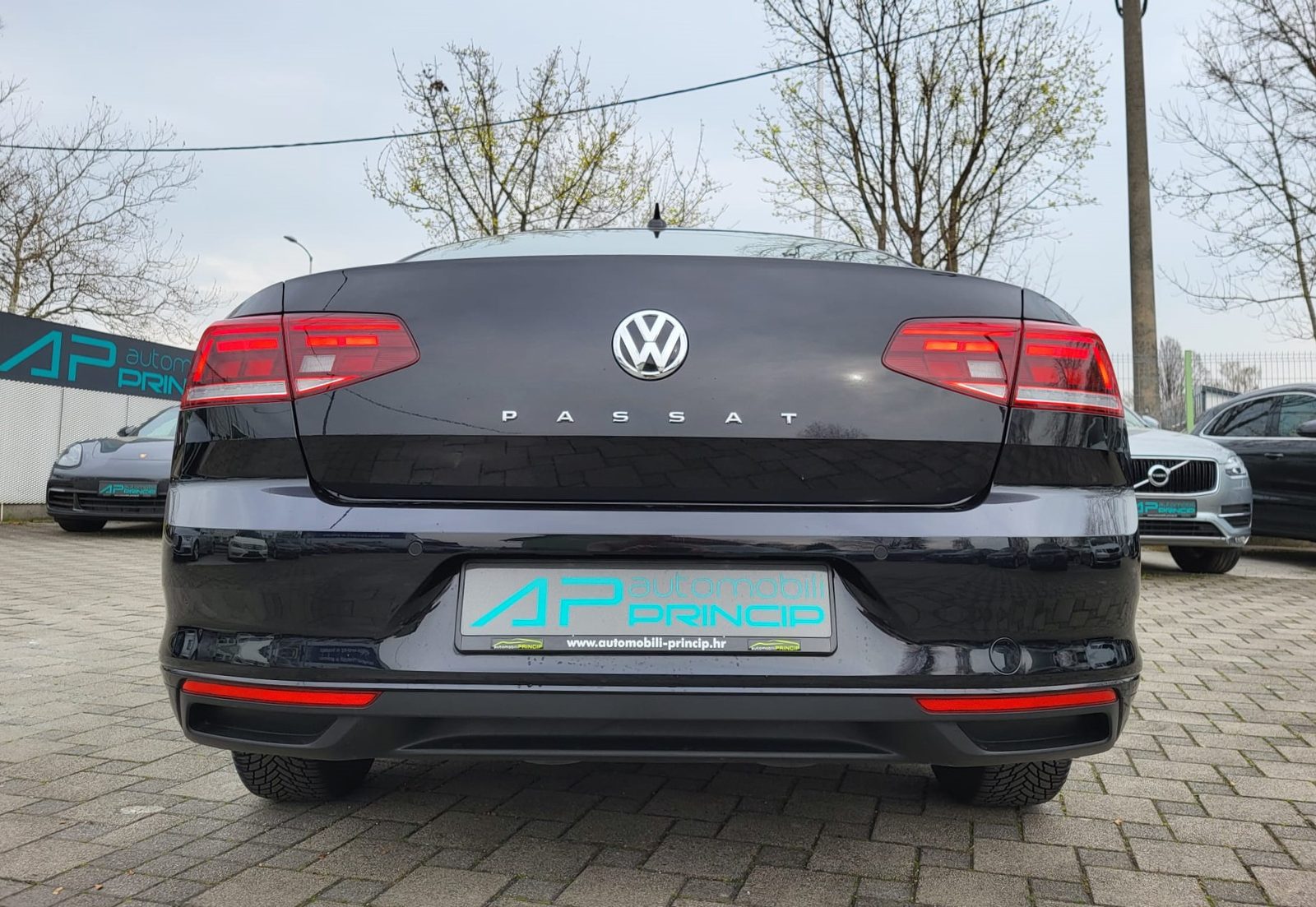 2020 Volkswagen Passat — fotografija 4