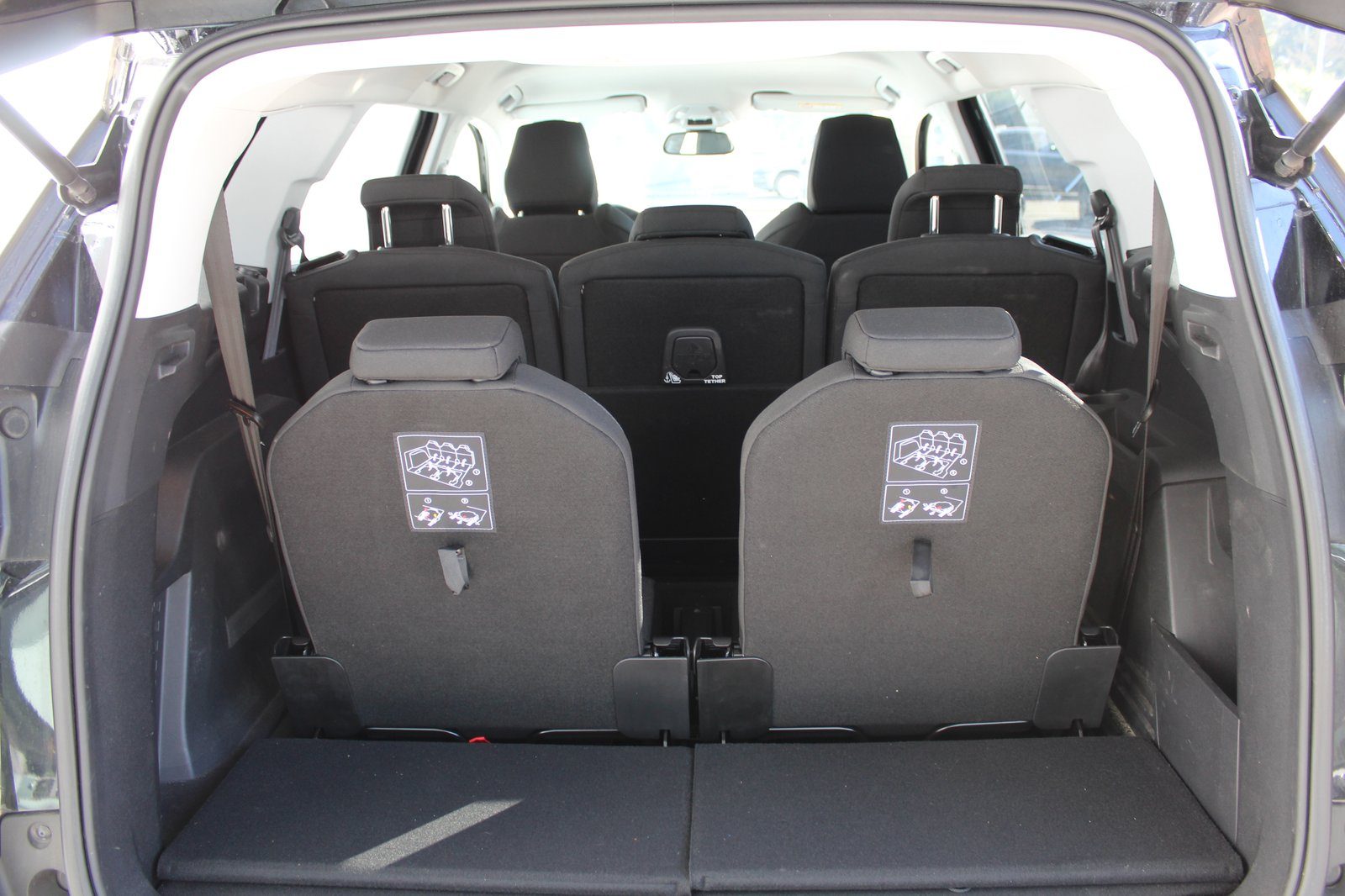 2020 Peugeot 5008 — fotografija 16