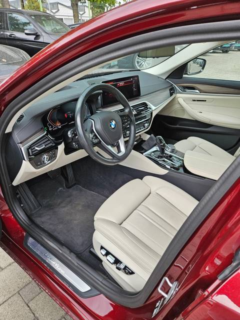 2023 BMW Serija 5 — sličica 9