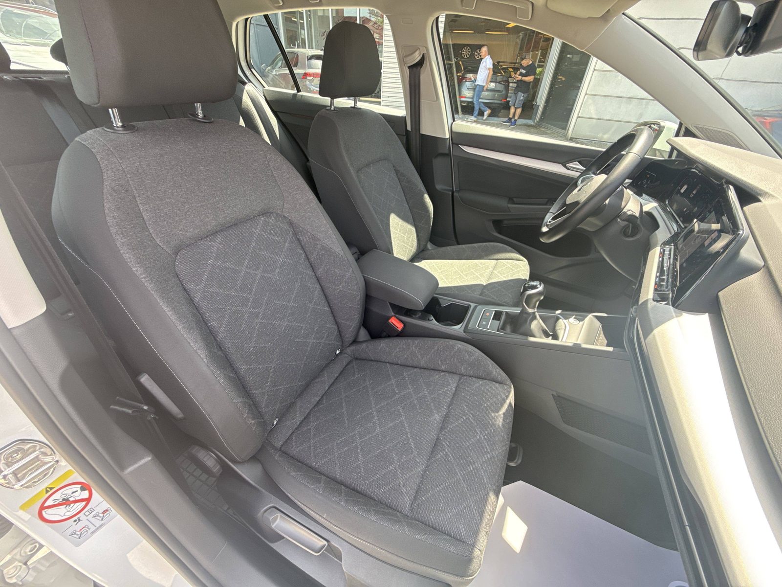 2022 Volkswagen Golf — fotografija 22
