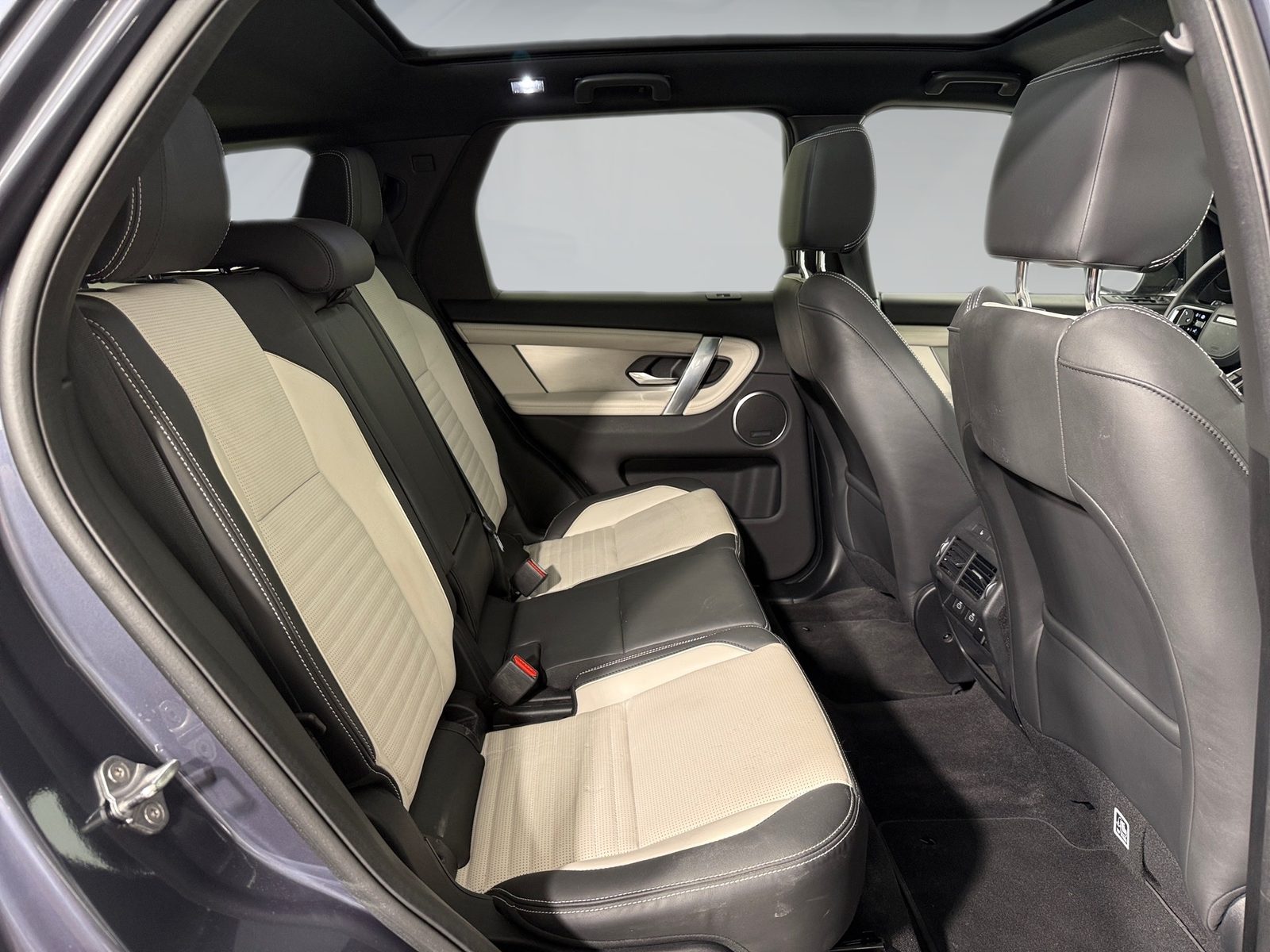 2025 Land Rover Discovery Sport — fotografija 13