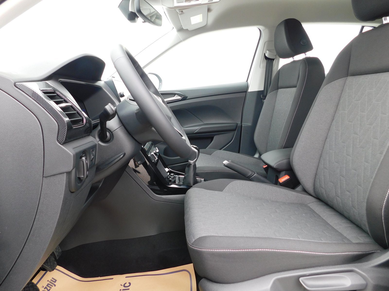 2025 Volkswagen T-Cross — fotografija 8