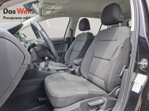 2019 Volkswagen Golf — sličica 11