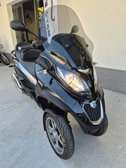 2016 Piaggio MP3 500 — sličica 15