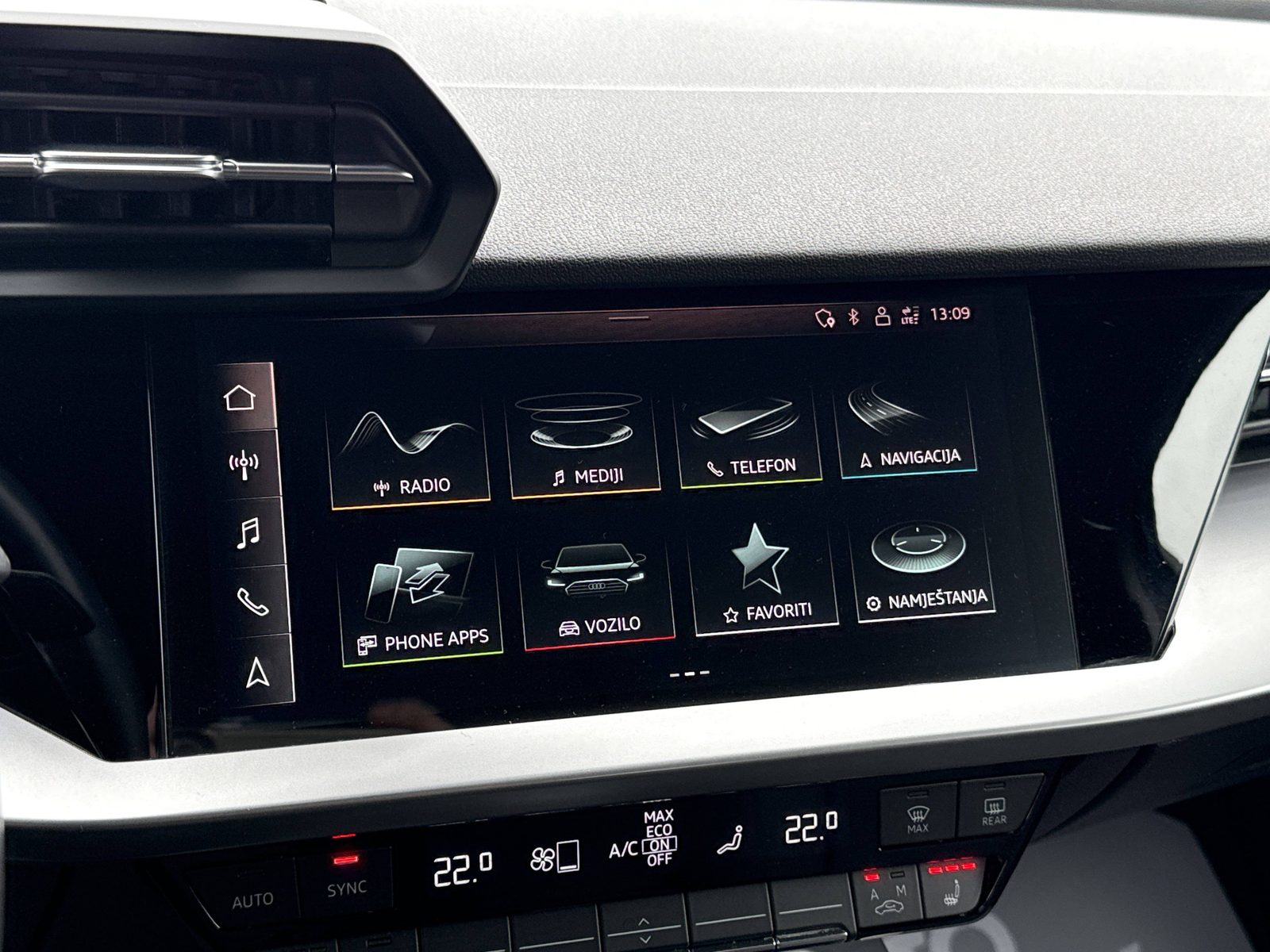 2022 Audi A3 Sportback — fotografija 24