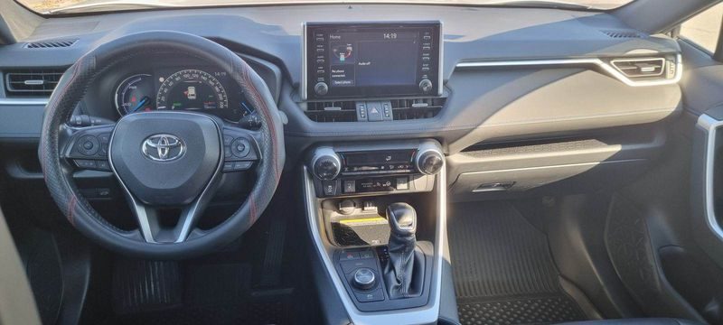 2019 Toyota RAV4 — fotografija 8