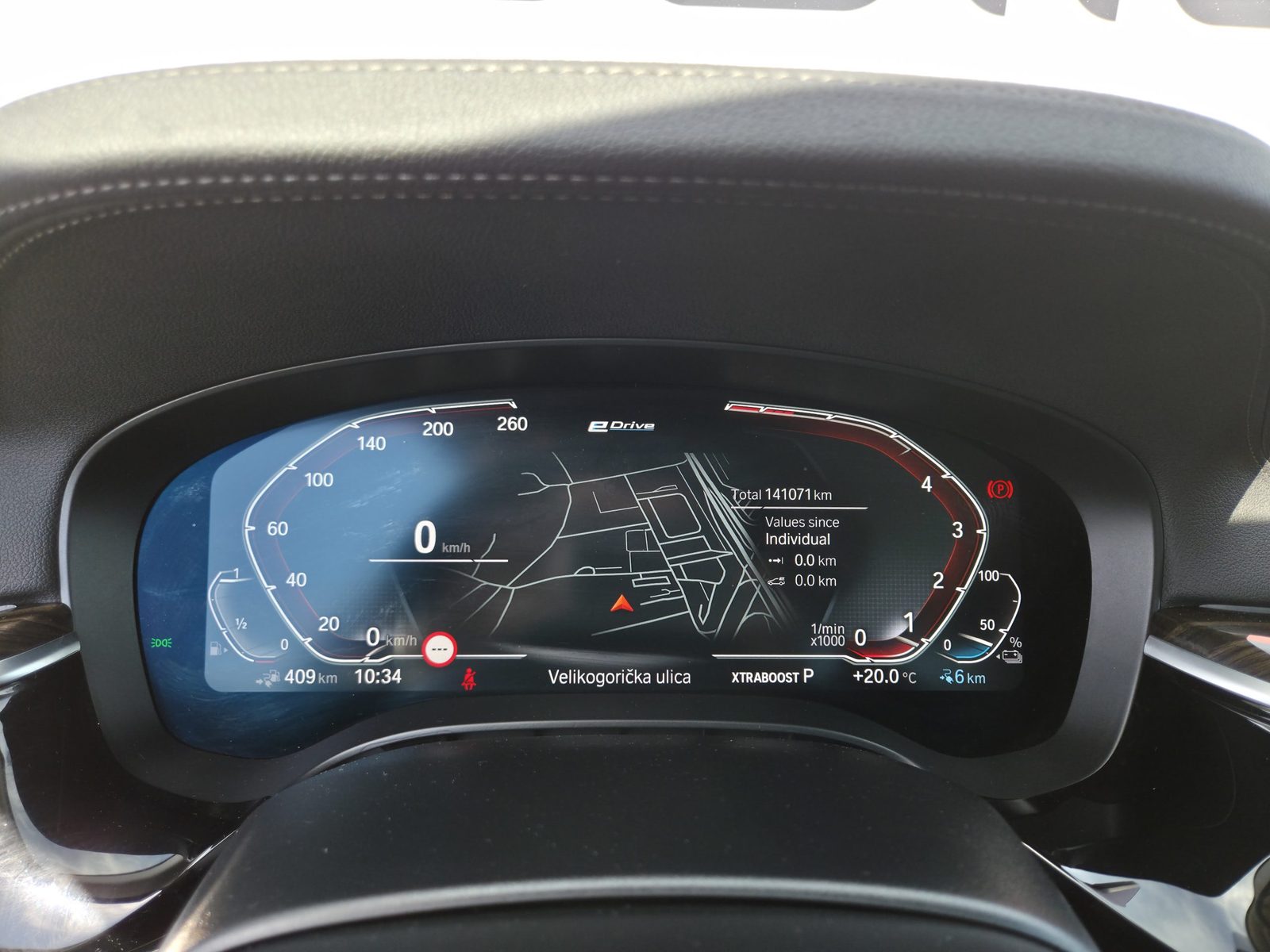 2021 BMW Serija 5 — fotografija 11