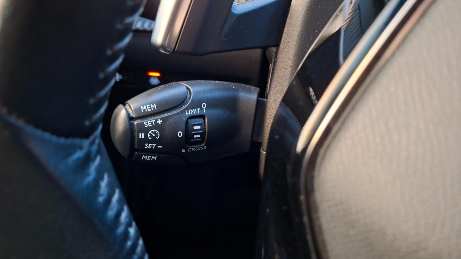 2021 Peugeot 2008 — fotografija 12