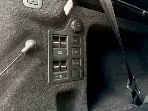 2018 Land Rover Discovery — sličica 25