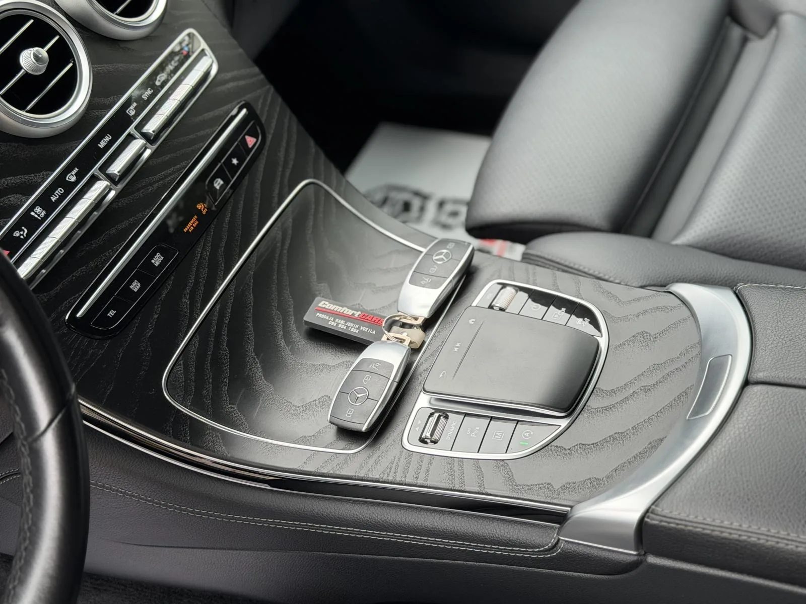 2020 Mercedes-Benz GLC — fotografija 21