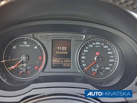 2017 Audi Q3 — sličica 9