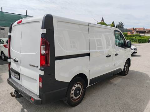 2017 Renault Trafic — sličica 5