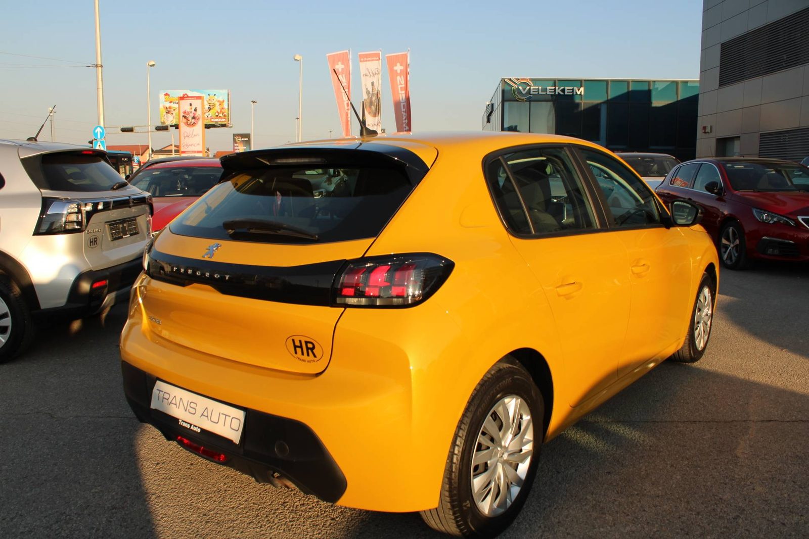 2023 Peugeot 208 — fotografija 5