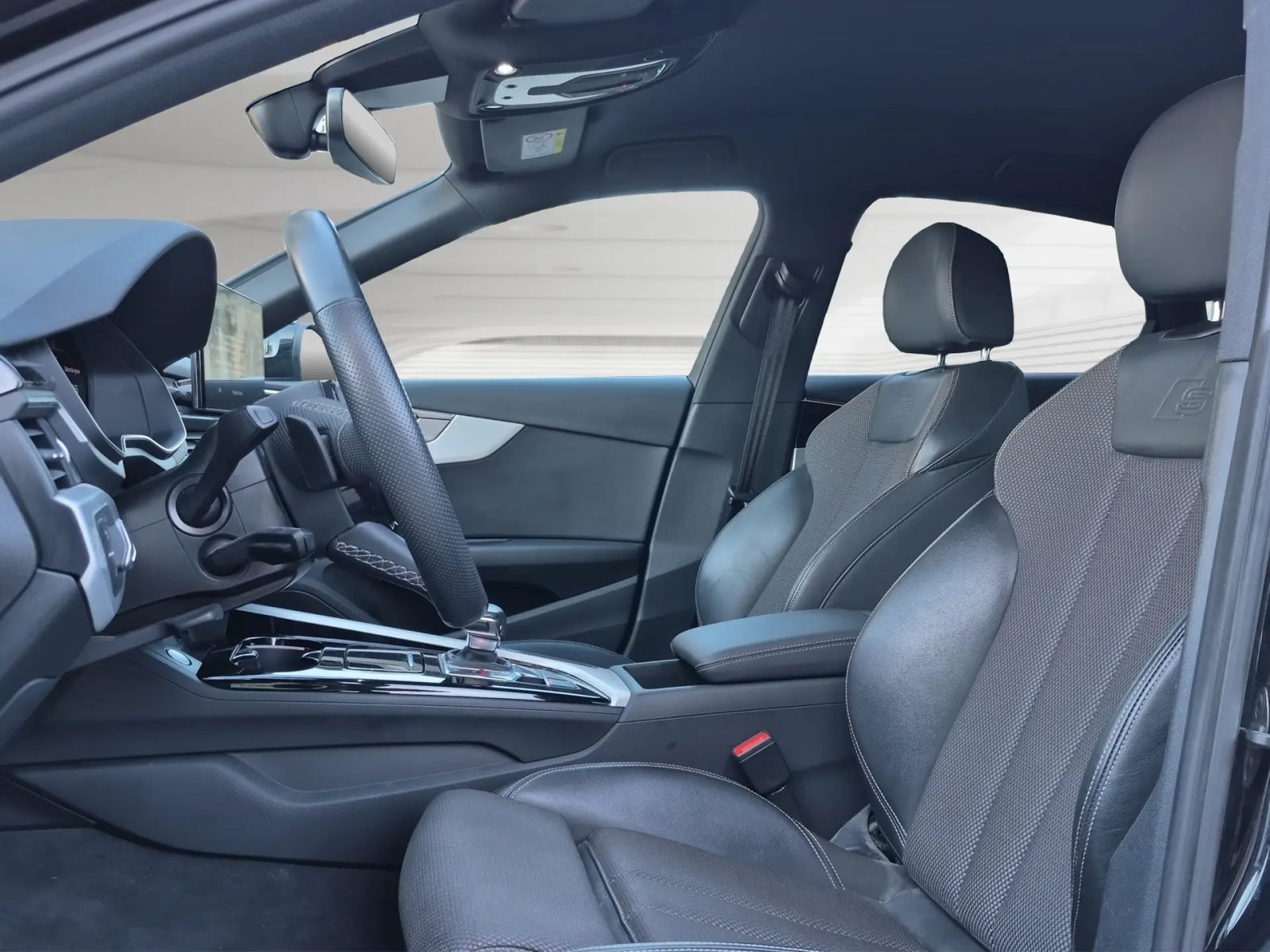 2023 Audi A4 — fotografija 9
