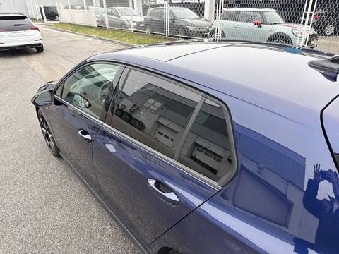 2024 Volkswagen Golf — sličica 16