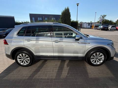 2023 Volkswagen Tiguan — sličica 8
