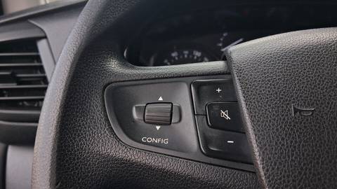 2021 Opel Vivaro — sličica 19