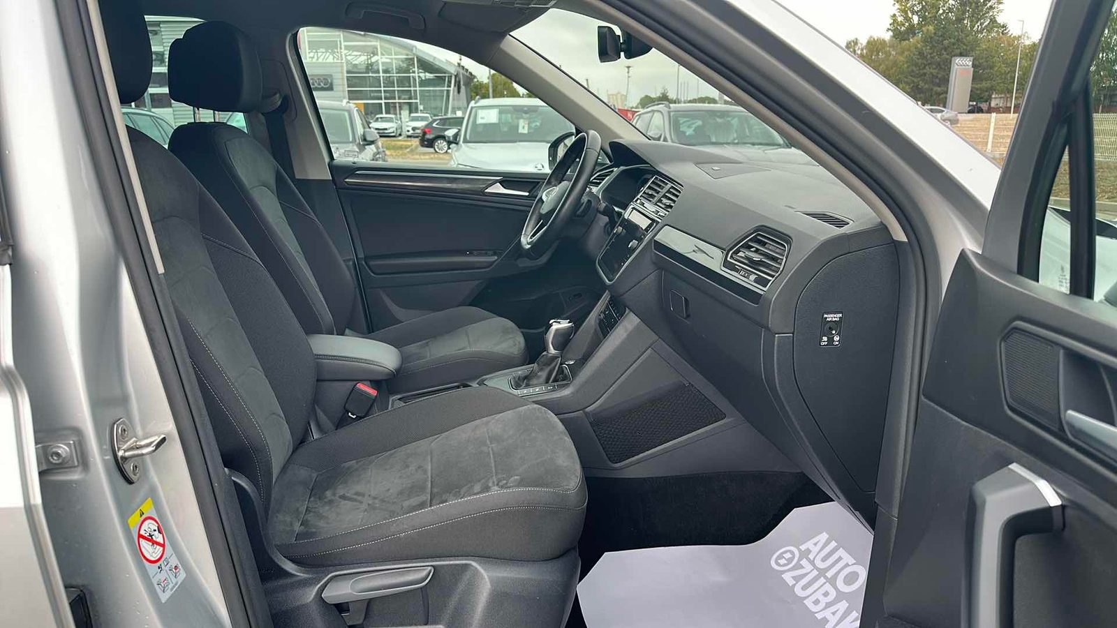 2021 Volkswagen Tiguan — fotografija 9