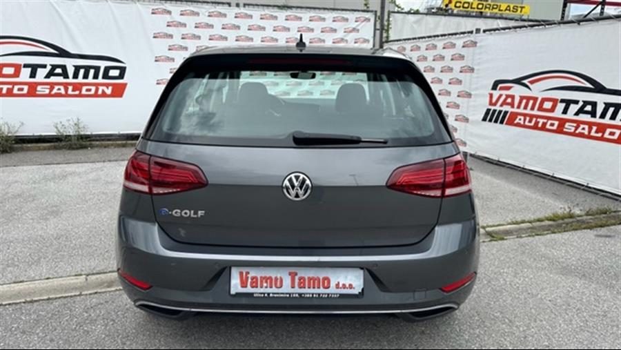 2019 Volkswagen Golf — fotografija 6