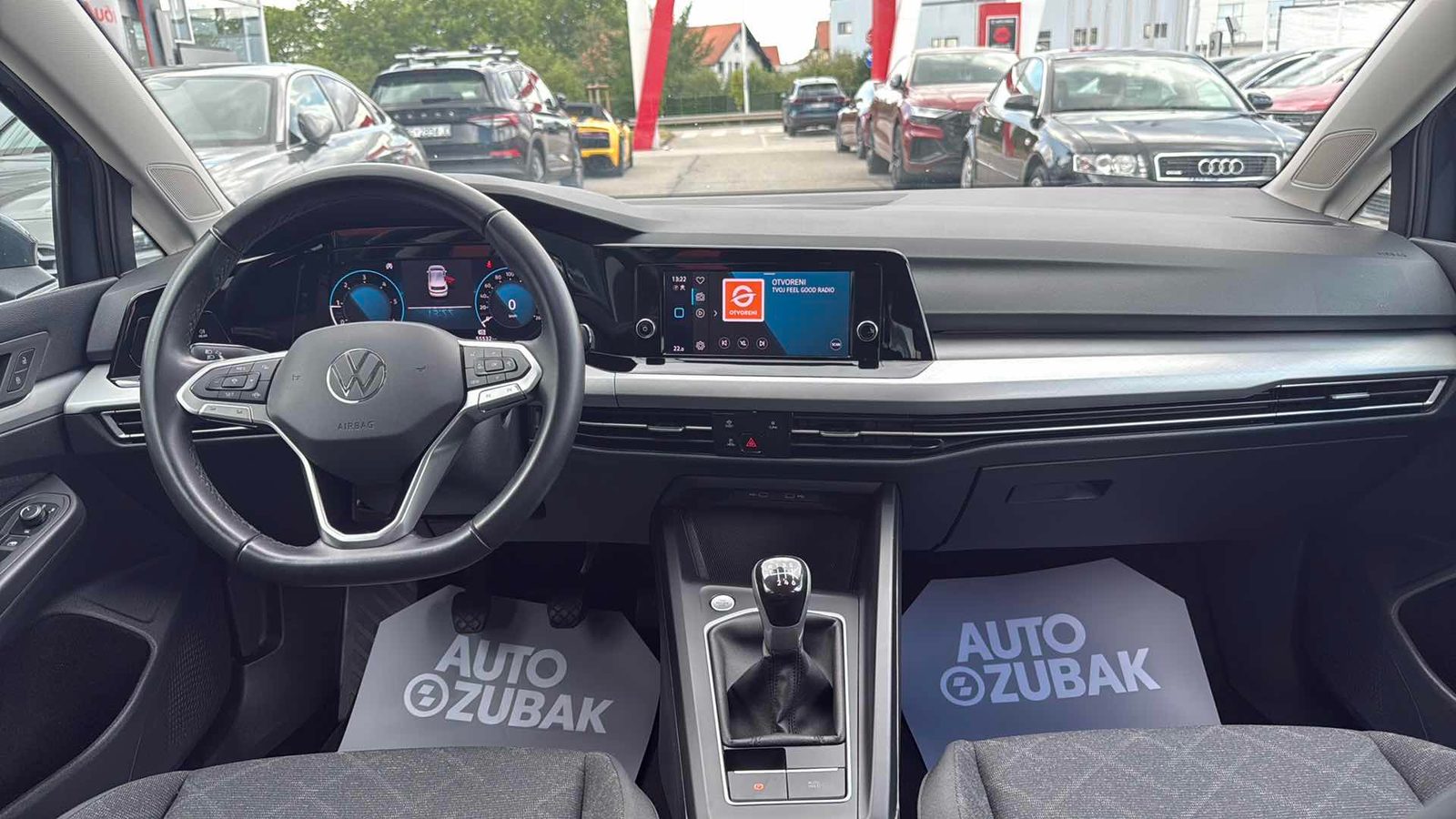 2024 Volkswagen Golf — fotografija 11