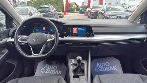 2024 Volkswagen Golf — sličica 11