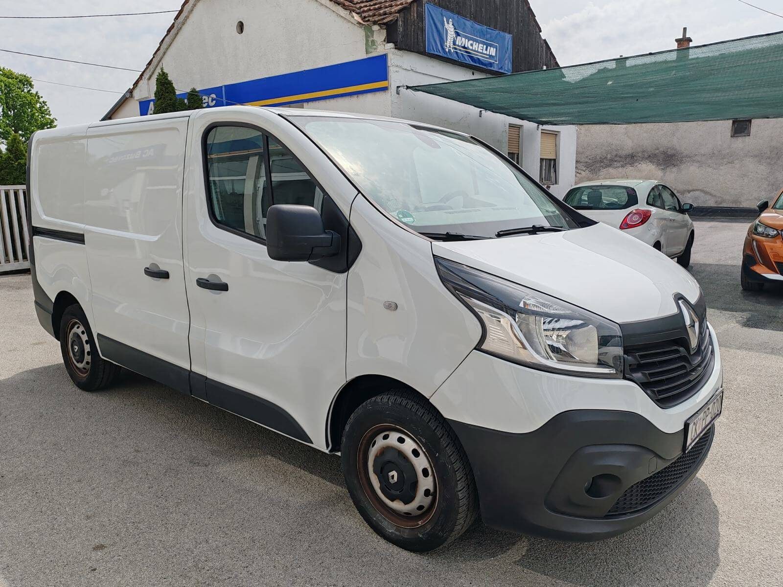 2017 Renault Trafic — fotografija 8