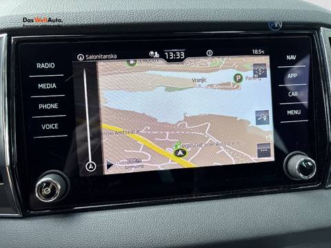 2022 Škoda Karoq — sličica 15