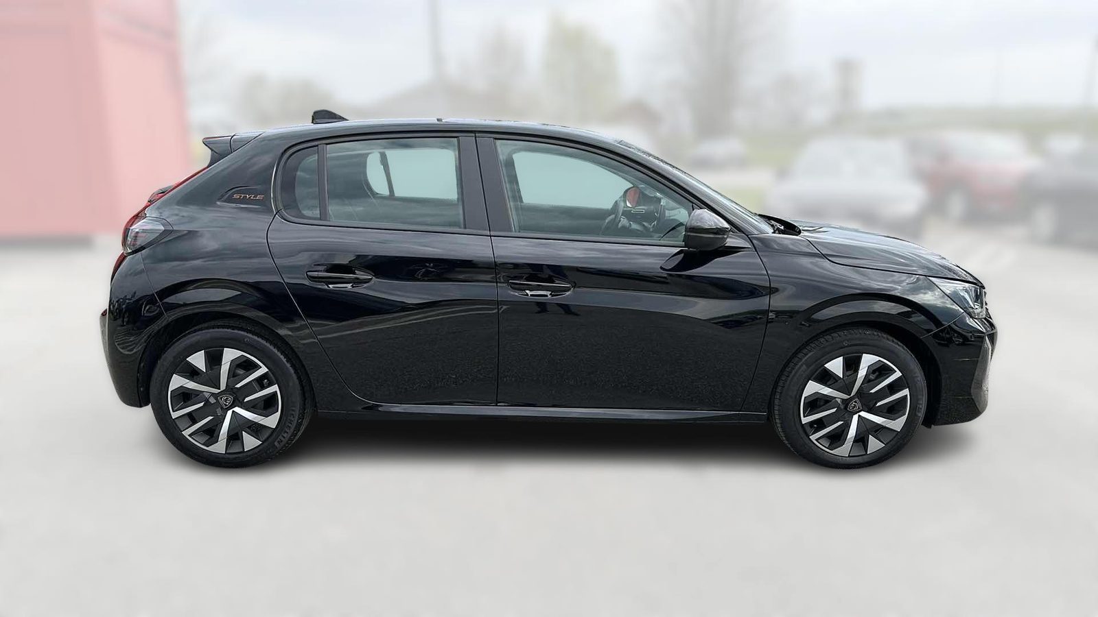 2025 Peugeot 208 — fotografija 8
