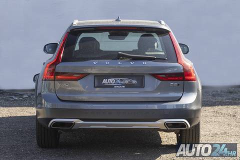 2017 Volvo V90 Cross Country — sličica 5