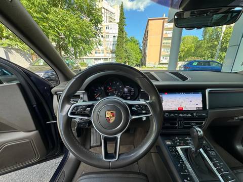 2020 Porsche Macan — sličica 10