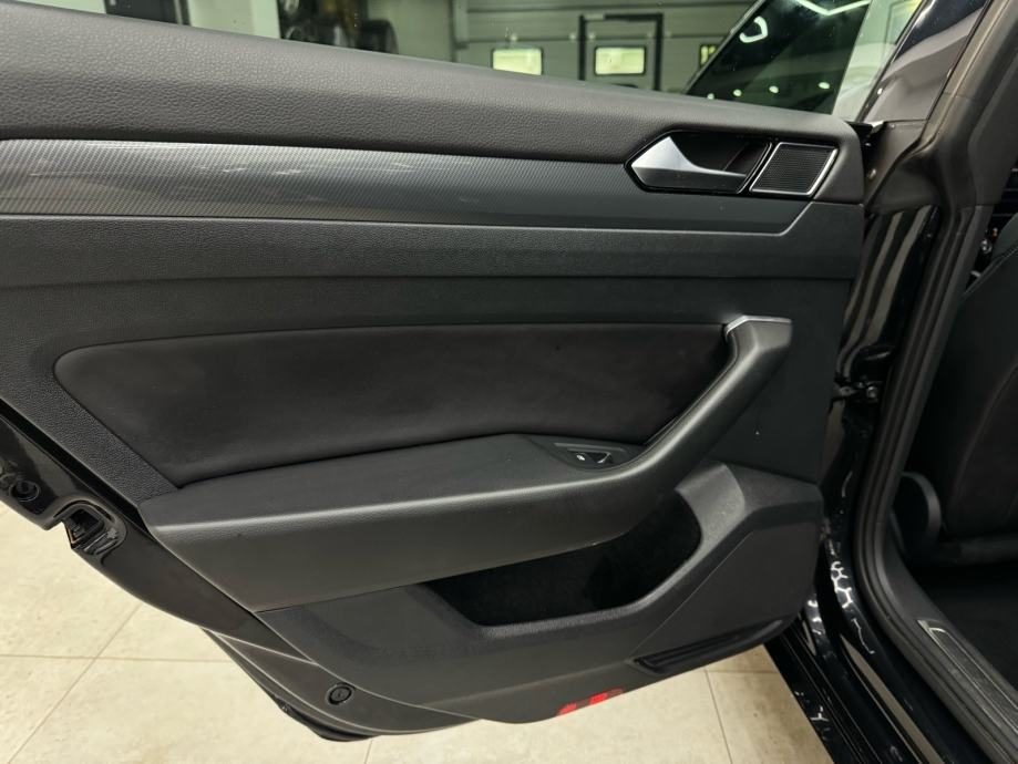 2019 Volkswagen Arteon — fotografija 13
