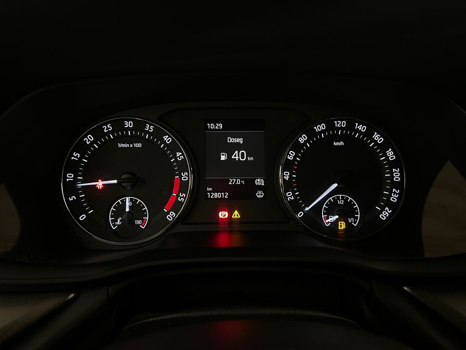 2022 Škoda Octavia Combi — fotografija 15