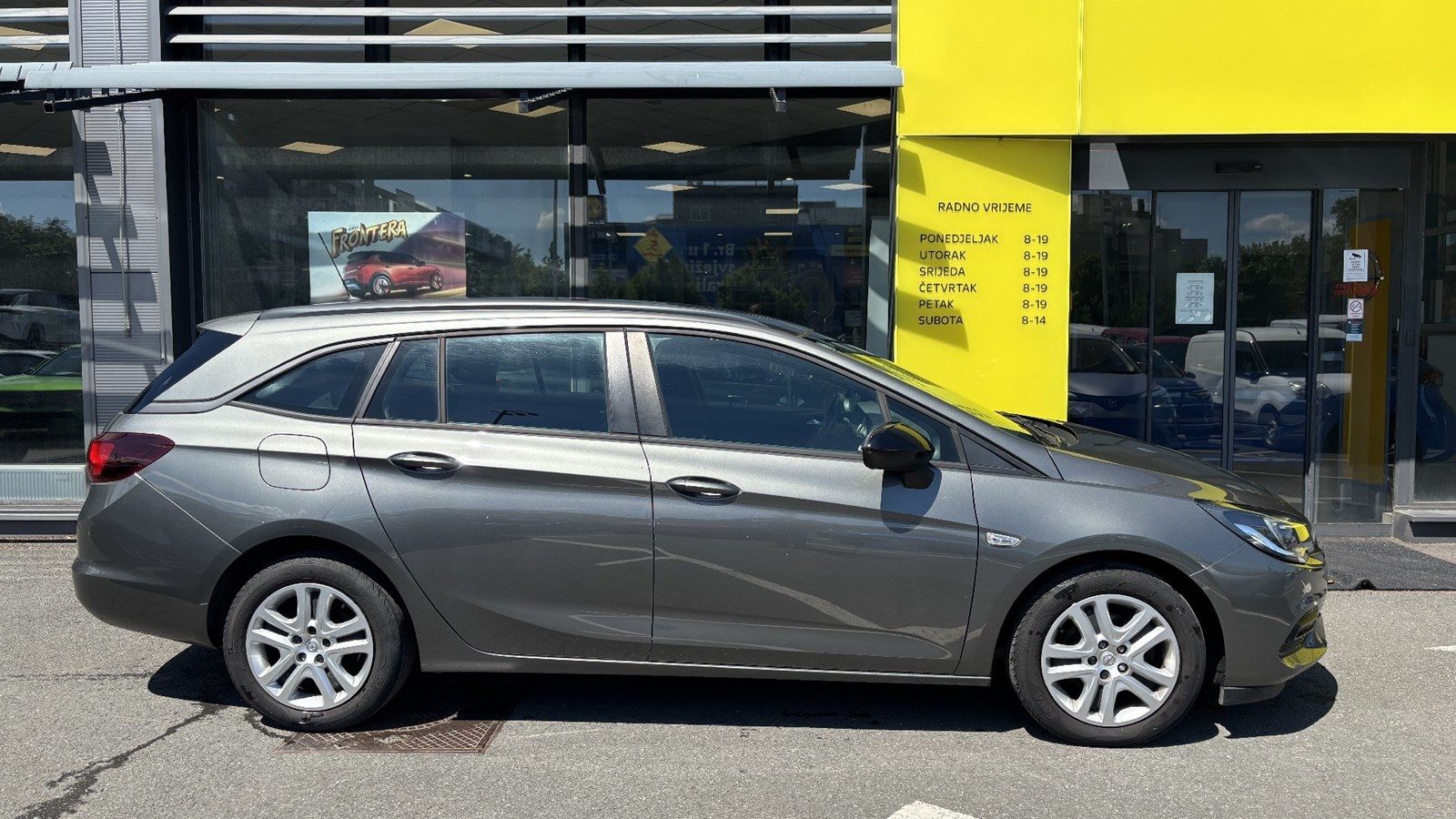 2022 Opel Astra Sports Tourer — fotografija 6