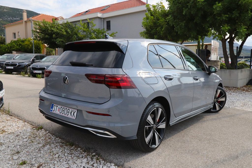 2021 Volkswagen Golf — fotografija 15