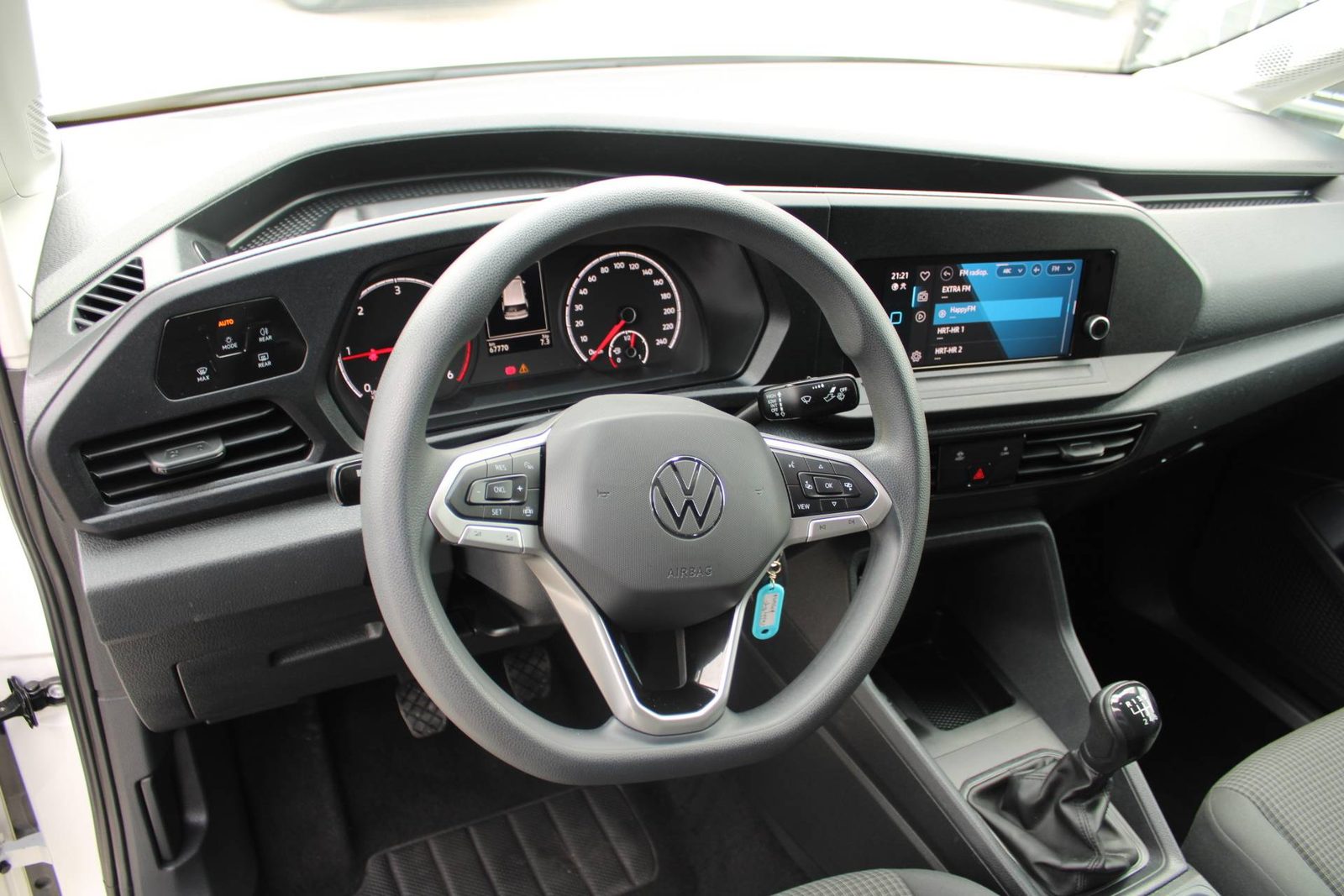 2021 Volkswagen Caddy — fotografija 8