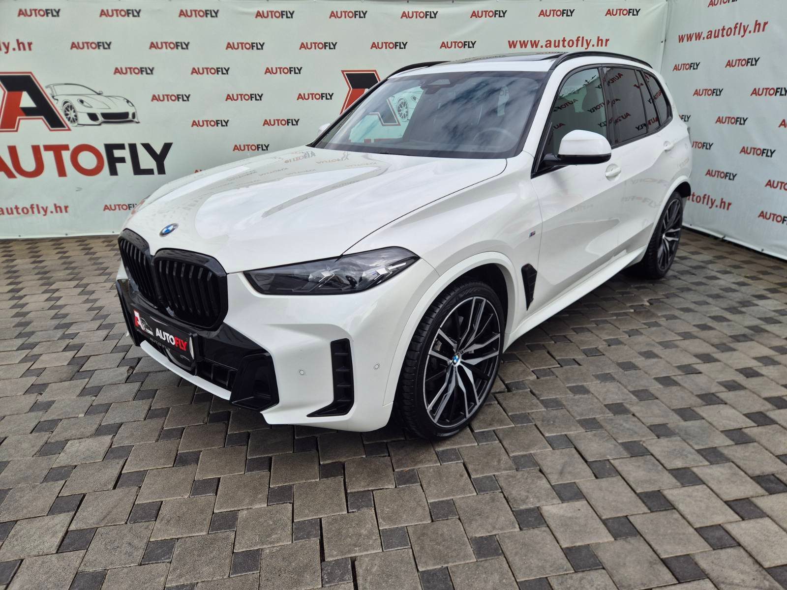 2023 BMW X5 M Sport — fotografija 9