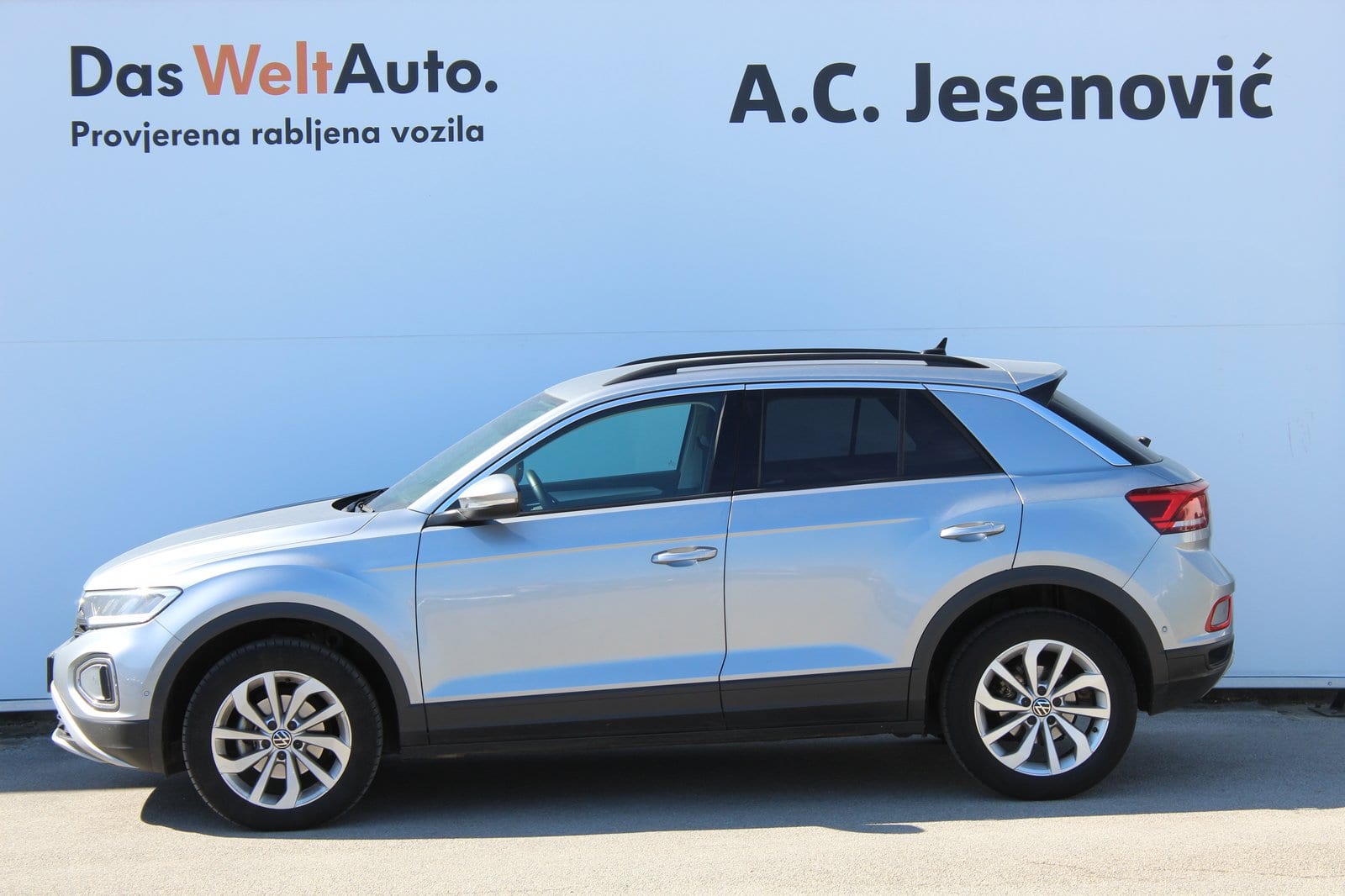 2024 Volkswagen T-Roc — fotografija 6