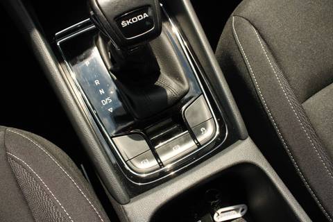 2023 Škoda Karoq — sličica 18