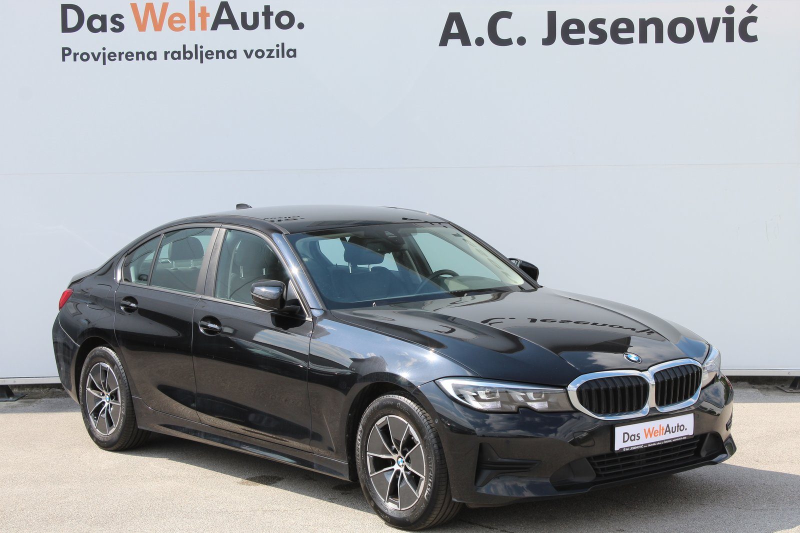 2022 BMW Serija 3 — fotografija 3