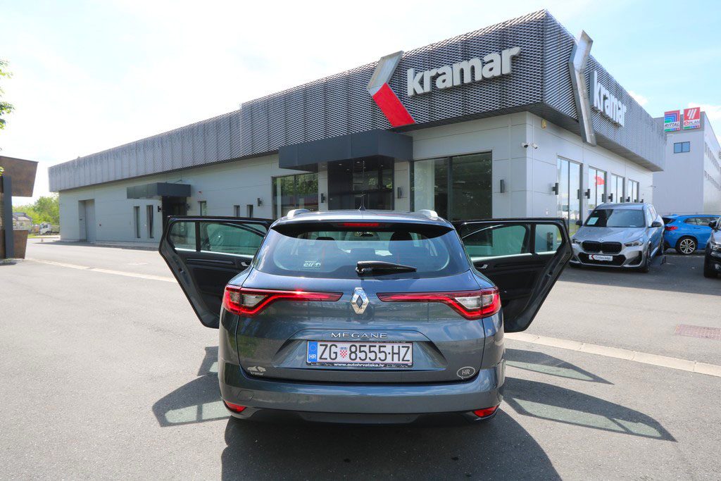 2016 Renault Megane — fotografija 15